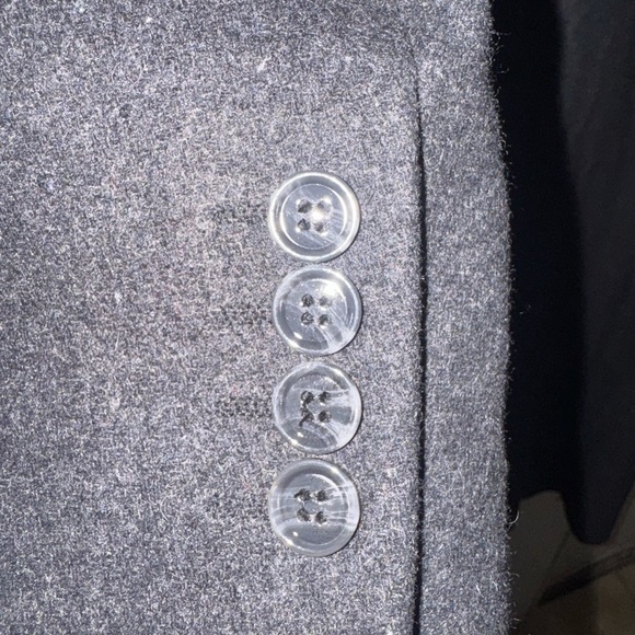 Three botton knee length coat - Picture 11 of 12